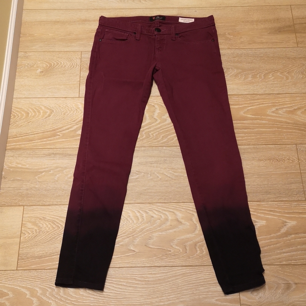 Guess low rise jegging size 28
